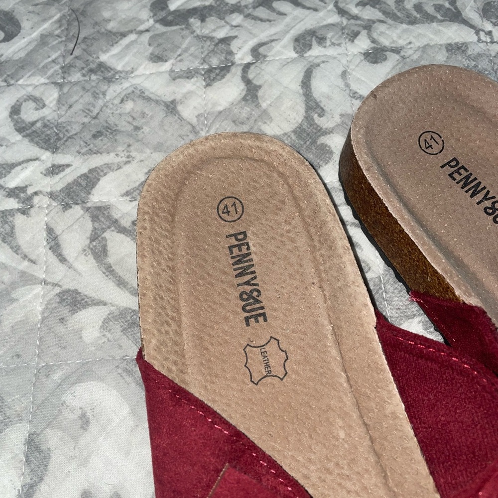 PAPRIKA RED FAUX SUADE SLIDES - Picture 2 of 4